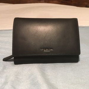 Tosca Blu Black Leather Softyline Trifold Wallet
